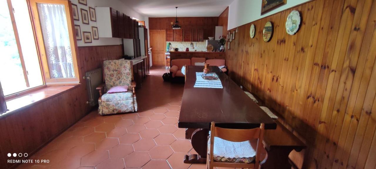 Casa Belvedere A Valle San Martino Di Spoleto Exteriör bild