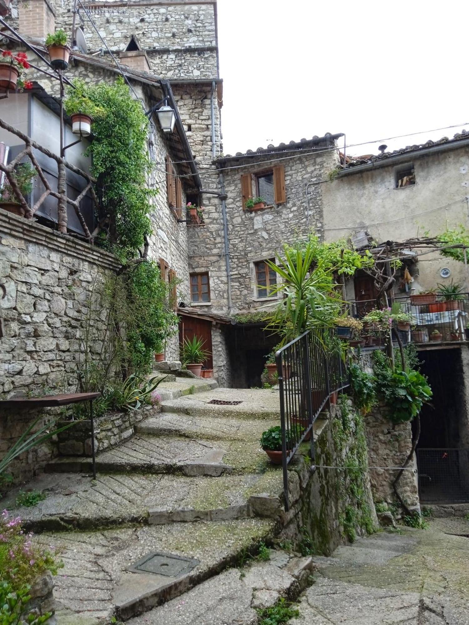 Casa Belvedere A Valle San Martino Di Spoleto Exteriör bild